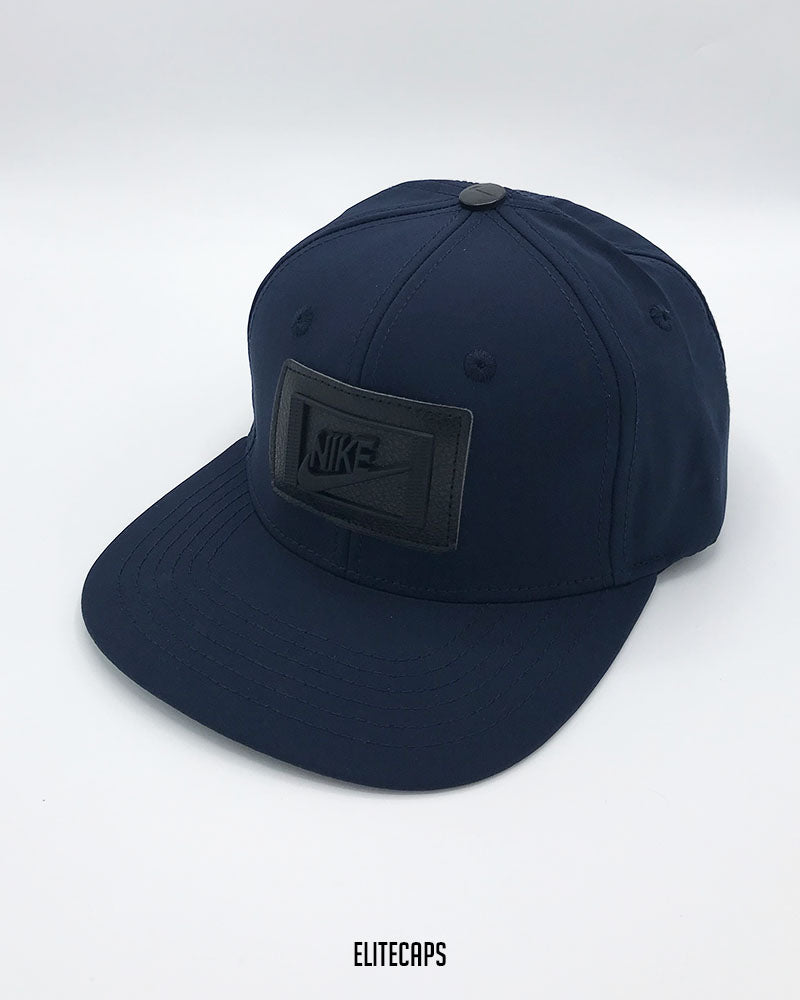 NIIKE Navy Signature Snapback Cap - C0690