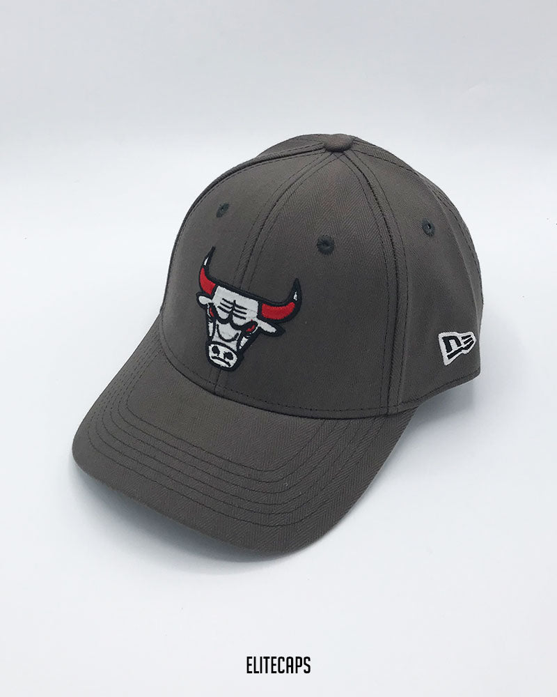 NEW ERA Bull Embroidered Grey Baseball Cap - C0571