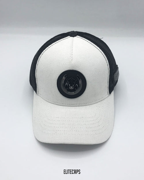 Black & White Contrast Bull Trucker Cap - C0449