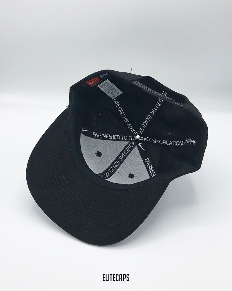NK SB Black Futura Snapback Cap - C0324