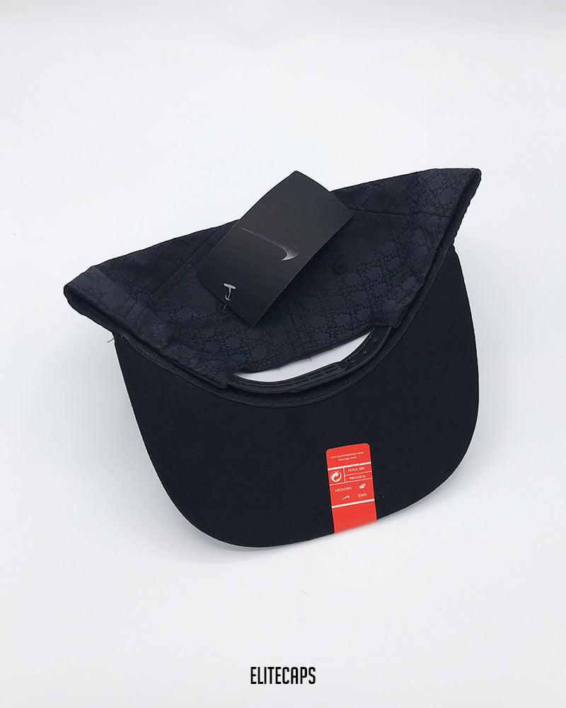 NKE Signature Black Snapback Cap - C0532
